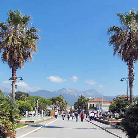 Dea By Interhome Villa Forte dei Marmi